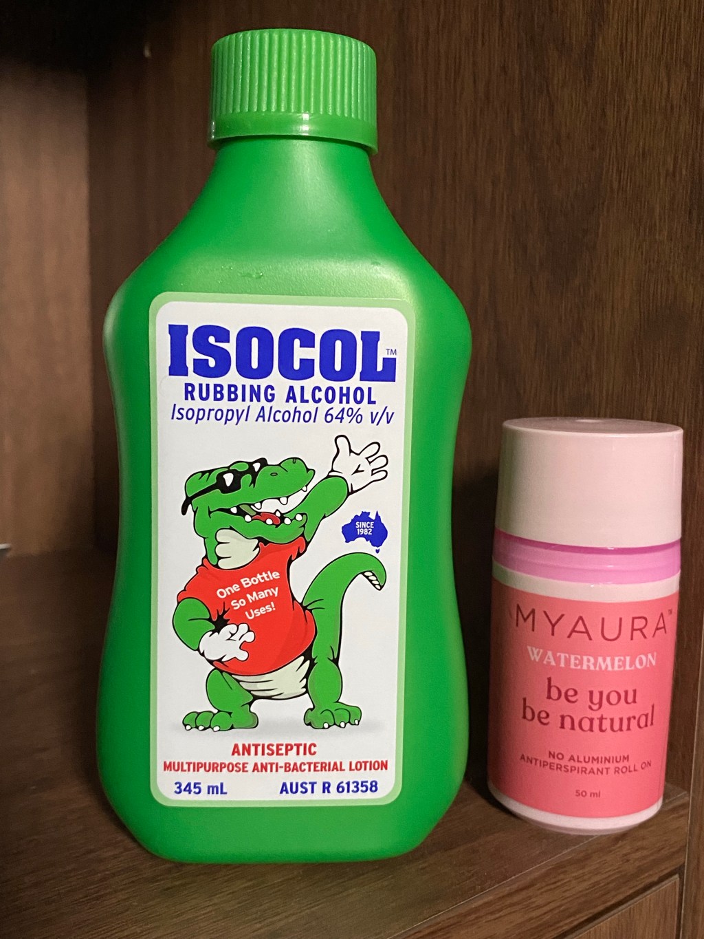 Bed Life Hack: freshening&nbsp;armpits!